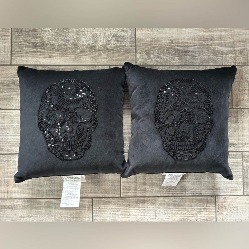 New 2ct Threshold Black Beaded Skull Velvet Square Throw Pillows 18in Novelty